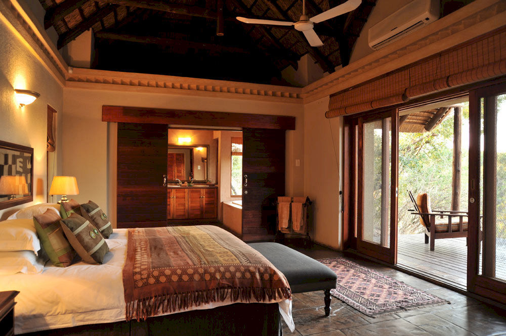 שמורת ת'ורניבוש Waterbuck Game Lodge מראה חיצוני תמונה