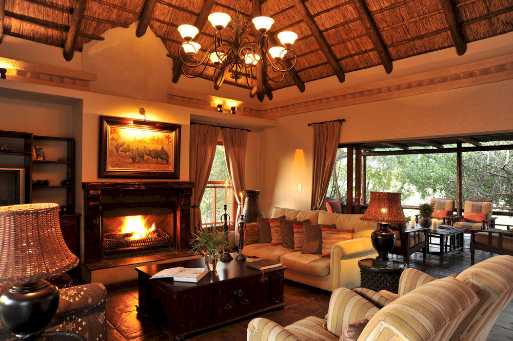 שמורת ת'ורניבוש Waterbuck Game Lodge מראה חיצוני תמונה