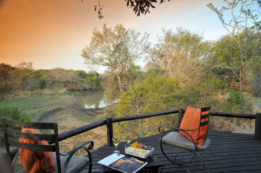 שמורת ת'ורניבוש Waterbuck Game Lodge מראה חיצוני תמונה